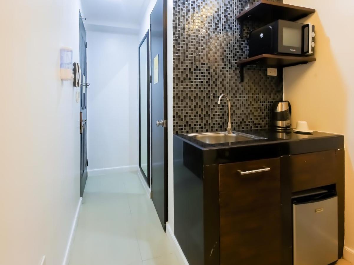 Capital O 860 Nest Nano Suites Makati San Pedro Makati Exterior foto